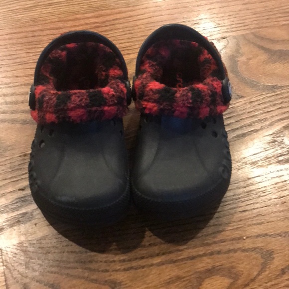 plaid lined crocs